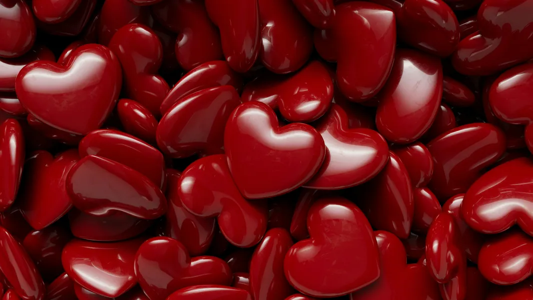 Glossy Red Hearts — 150-piece jigsaw puzzle