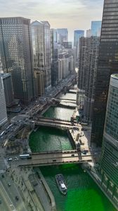Emerald River in Cityscape — 100-piece jigsaw puzzle