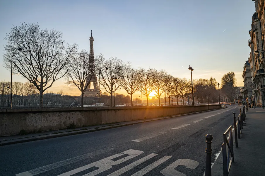 Sunset in Paris — 64-piece jigsaw puzzle