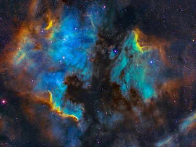 Cosmic Nebula Glow — 500-piece jigsaw puzzle