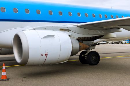 Airplane On Tarmac — 300-piece jigsaw puzzle