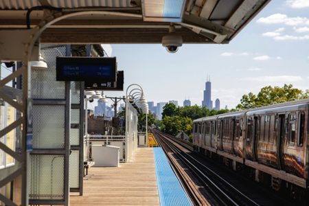 Urban Transit Vista — 100-piece jigsaw puzzle