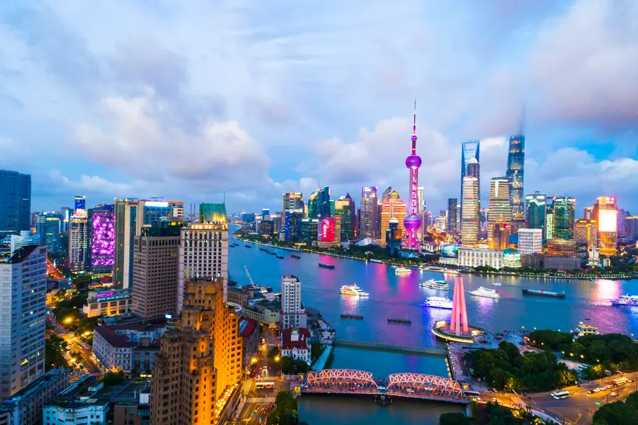 Shanghai Skyline Glow — 100-piece jigsaw puzzle