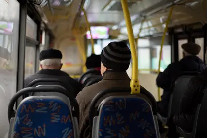 Quiet Bus Ride — 300-piece jigsaw puzzle