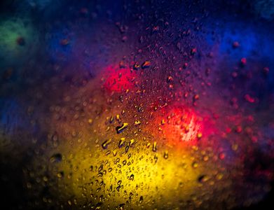 Vibrant Raindrop Canvas — 64-piece jigsaw puzzle