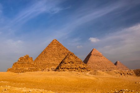 Majestic Giza Pyramids — 400-piece jigsaw puzzle