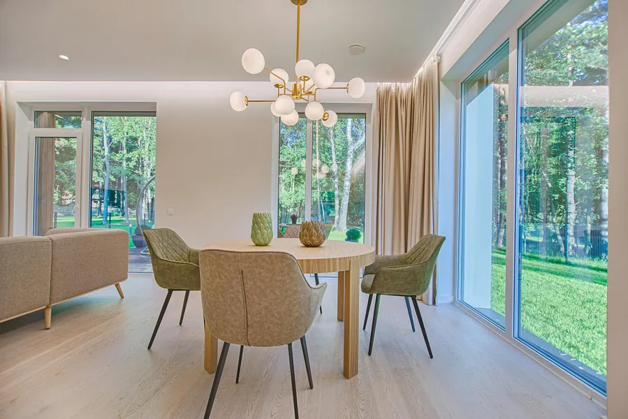 Modern Dining Elegance — 200-piece jigsaw puzzle