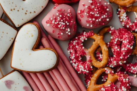 Sweet Valentine's Treats — 64-piece jigsaw puzzle