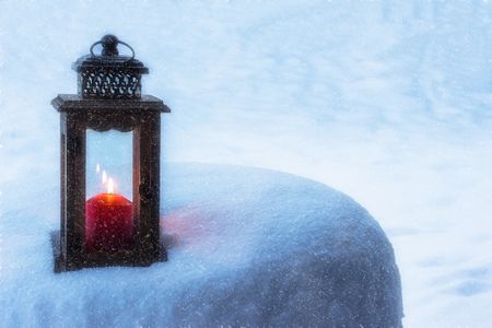 Warm Light in Snow — 400-piece jigsaw puzzle
