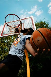 Skyward Slam Dunk — 300-piece jigsaw puzzle