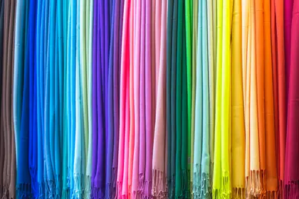 Vibrant Textile Rainbow — 400-piece jigsaw puzzle