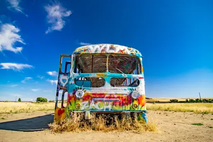 Vibrant Desert Bus — 200-piece jigsaw puzzle