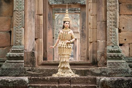 Ancient Temple Elegance — 300-piece jigsaw puzzle