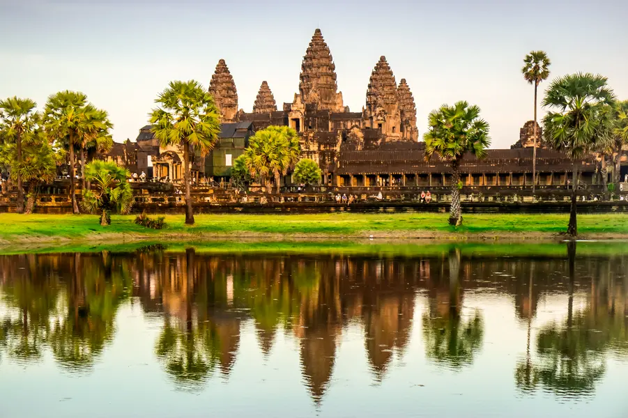Reflection of Angkor Wat — 200-piece jigsaw puzzle