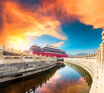 Sunset Over Forbidden City — 100-piece jigsaw puzzle