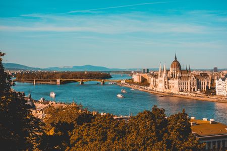 Parliament by the Danube — 150-piece jigsaw puzzle