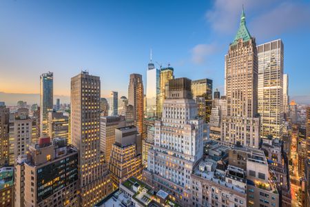 Golden Hour Cityscape — 400-piece jigsaw puzzle