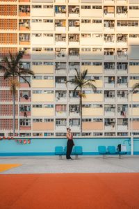 Colorful Urban Contrast — 300-piece jigsaw puzzle