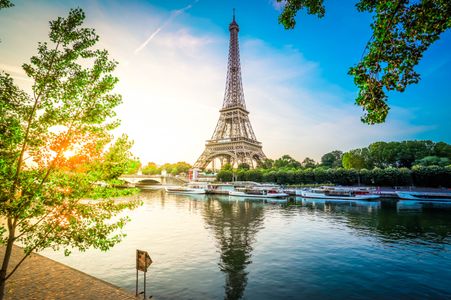 Sunset Over Eiffel Tower — 150-piece jigsaw puzzle