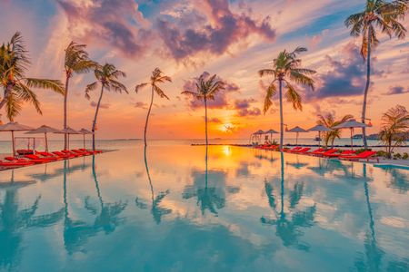 Tropical Sunset Magic — 150-piece jigsaw puzzle