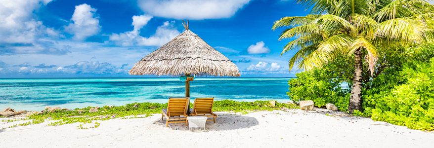 Tropical Beach Paradise — 200-piece jigsaw puzzle