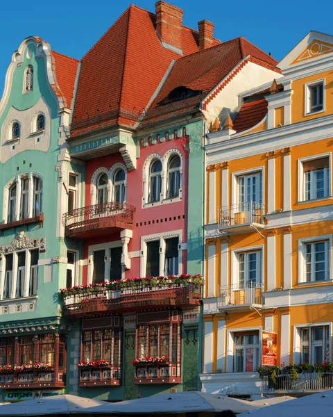 Vibrant City Facades — 100-piece jigsaw puzzle