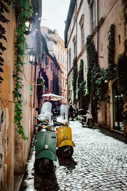 Charming Italian Alley — 300-piece jigsaw puzzle