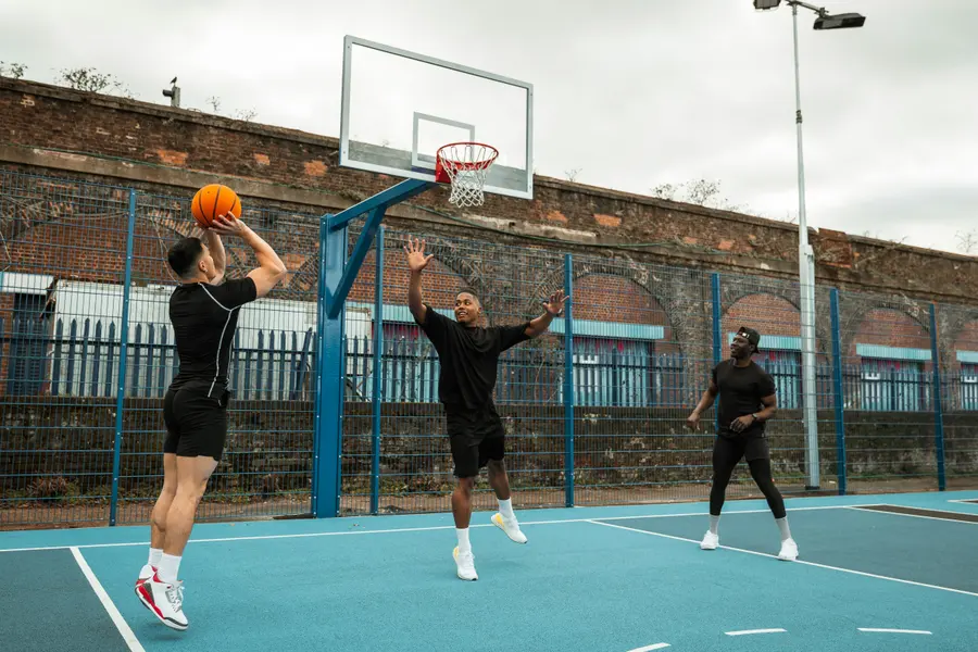 Street Basketball Action — 300-piece jigsaw puzzle