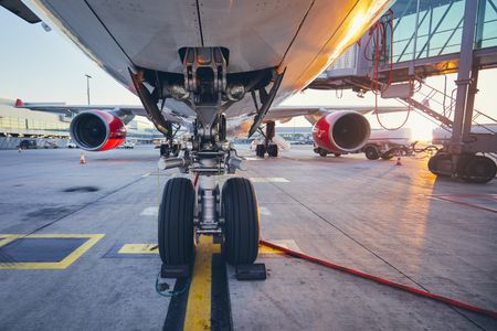 Aircraft on Tarmac — 400-piece jigsaw puzzle