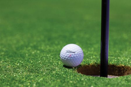 Golf Ball Near Hole — 200-piece jigsaw puzzle