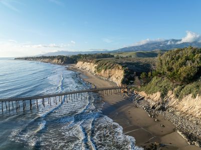 Coastal Serenity — 200-piece jigsaw puzzle
