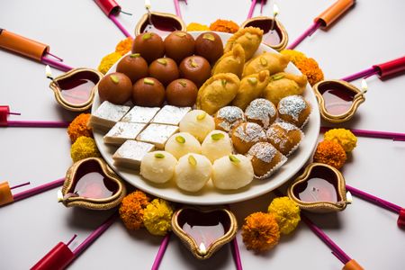 Festive Diwali Sweets — 400-piece jigsaw puzzle