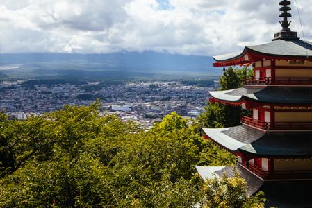 Pagoda Overlooking City — 100-piece jigsaw puzzle