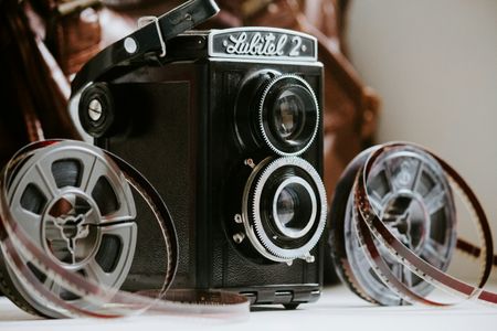 Vintage Film Camera — 400-piece jigsaw puzzle