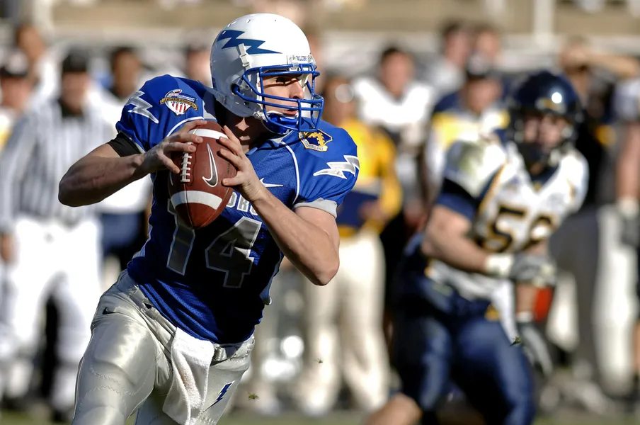Quarterback in Motion — 150-piece jigsaw puzzle