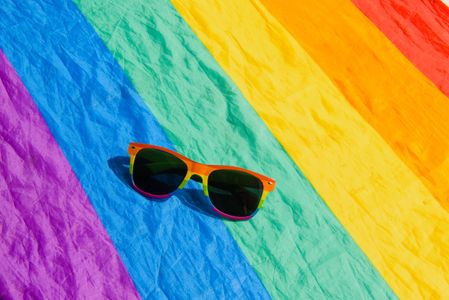 Rainbow Sunglasses — 500-piece jigsaw puzzle