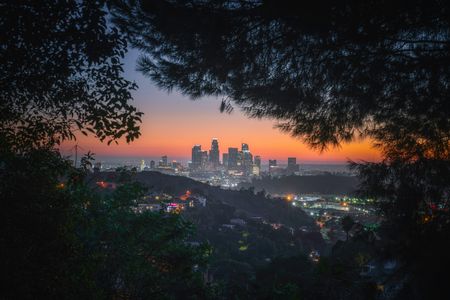 Twilight Over Cityscape — 150-piece jigsaw puzzle