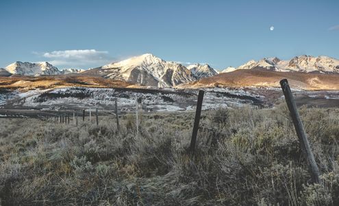 Moonlit Mountain Range — 100-piece jigsaw puzzle