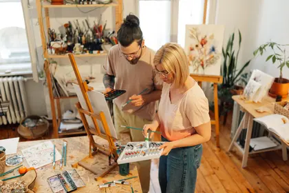 Creative Art Studio — 300-piece jigsaw puzzle