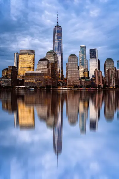 Reflections in the City — 150-piece jigsaw puzzle