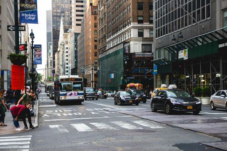 Bustling City Street — 64-piece jigsaw puzzle