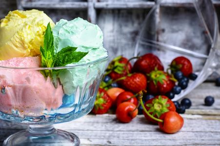 Colorful Summer Delight — 200-piece jigsaw puzzle