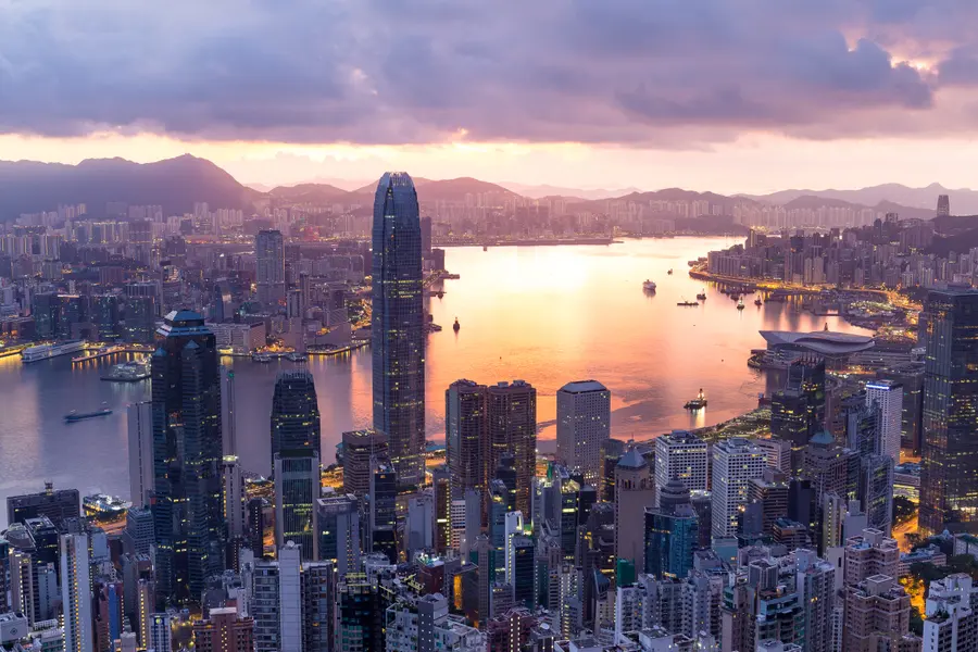 Sunset Over Cityscape — 500-piece jigsaw puzzle