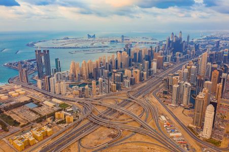 Modern Coastal Metropolis — 300-piece jigsaw puzzle