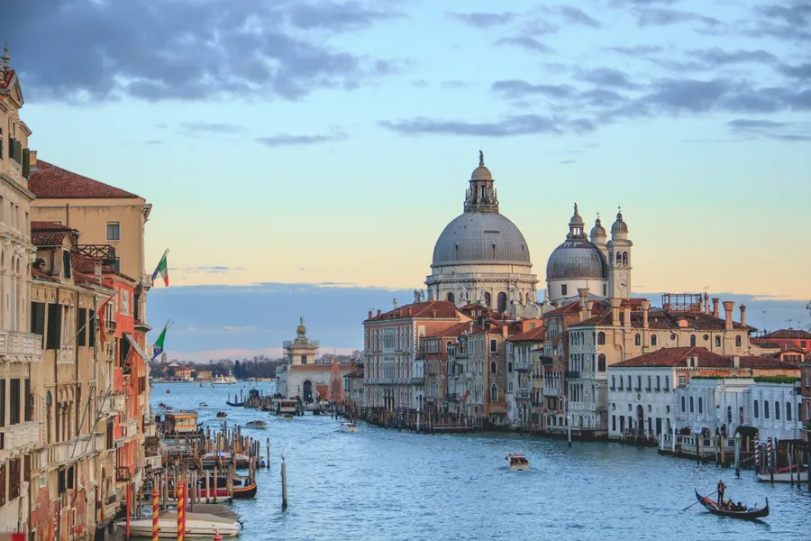 Venetian Canal Serenity — 100-piece jigsaw puzzle
