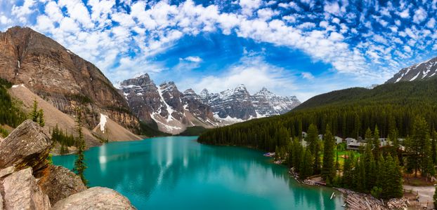 Emerald Alpine Lake — 300-piece jigsaw puzzle
