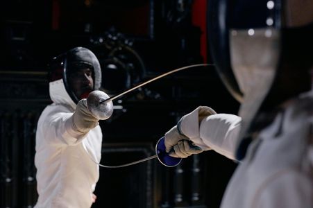 Dueling Fencers — 100-piece jigsaw puzzle