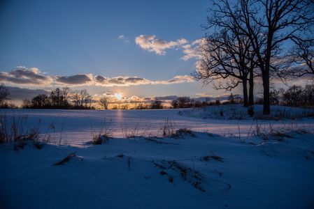 Winter Sunset Glow — 300-piece jigsaw puzzle