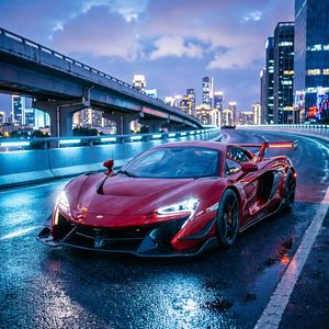 Urban Night Racer — 200-piece jigsaw puzzle