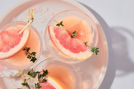 Refreshing Grapefruit Cocktails — 300-piece jigsaw puzzle